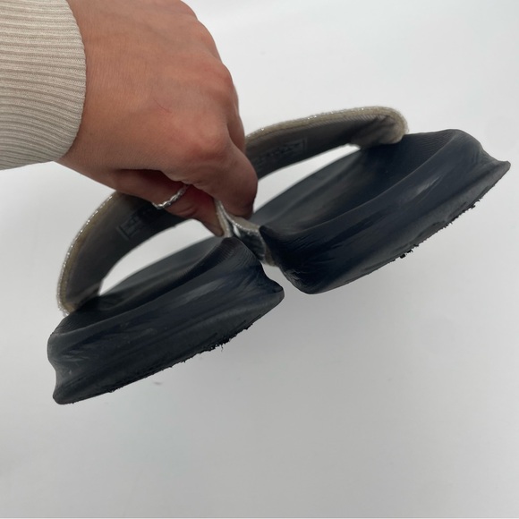 Michael Kors Girl’s Slide Sandals Silver Rhinestones MK Logo 3 - Picture 5 of 9